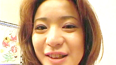 Saki Uchida 人妻