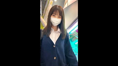 加賀美さら 女子学生