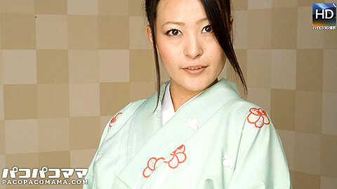 Mai Mizusawa Kimono