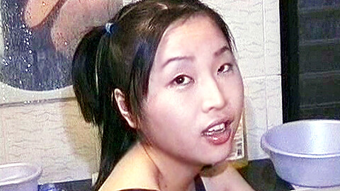 Manami Takahashi 女子学生