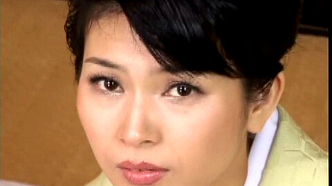 Misako Shimizu Facial